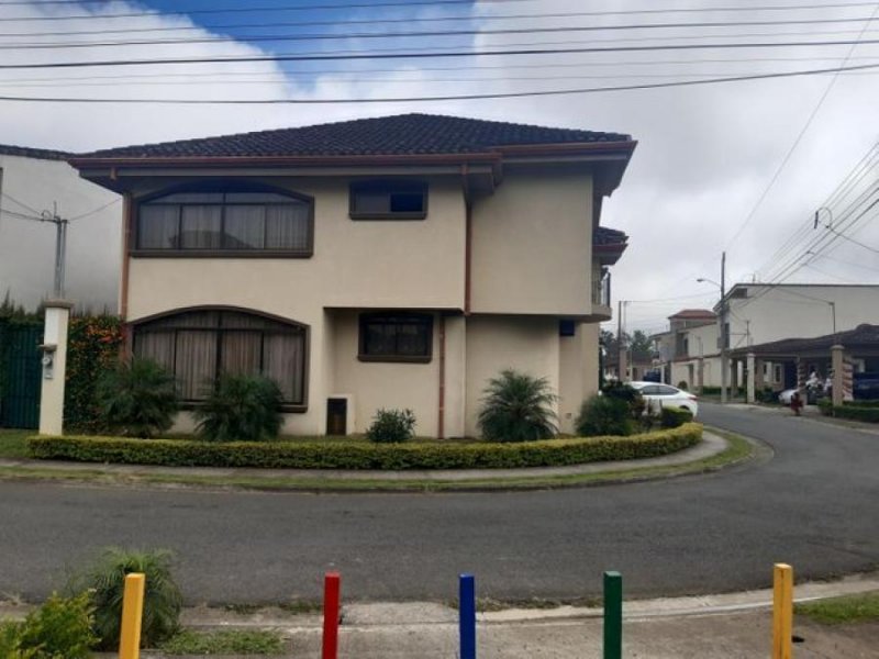 Foto Casa en Venta en El Tejar, Cartago - U$D 325.000 - CAV47246 - BienesOnLine