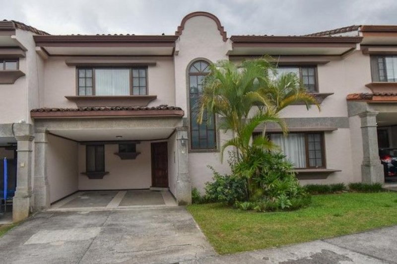 Foto Casa en Venta en Guachipelín, San José - U$D 279.000 - CAV81824 - BienesOnLine