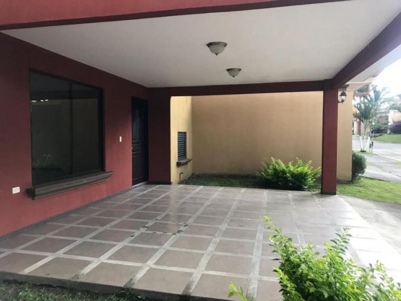 Foto Casa en Venta en Alajuela, Alajuela - U$D 174.330 - CAV51663 - BienesOnLine