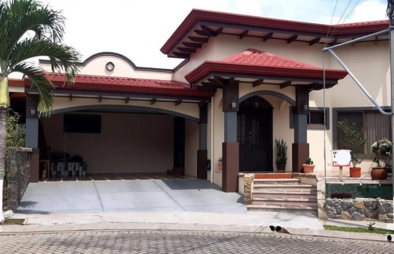 Foto Casa en Venta en Grecia, Alajuela - U$D 175.000 - CAV104444 - BienesOnLine