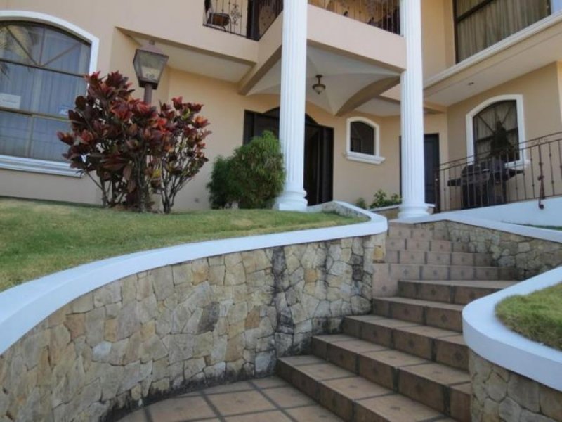 Foto Casa en Venta en Belén, Heredia - U$D 680.000 - CAV52248 - BienesOnLine