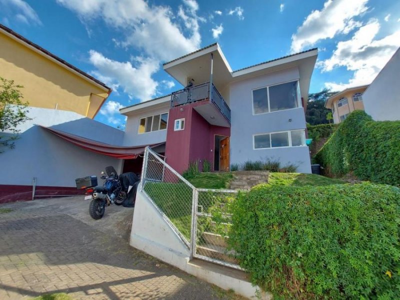 Foto Casa en Venta en Piedades, San José - U$D 230.000 - CAV57937 - BienesOnLine