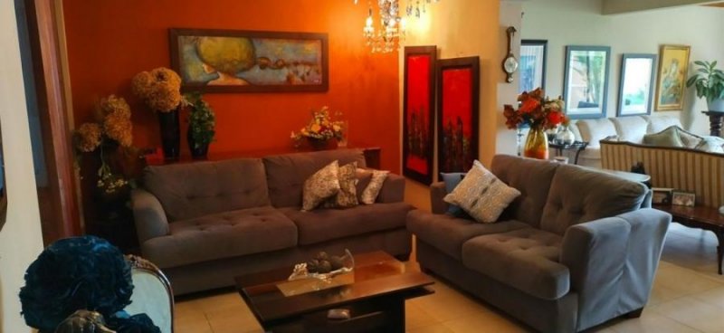 Foto Casa en Venta en Curridabat, San José - U$D 300.000 - CAV51295 - BienesOnLine