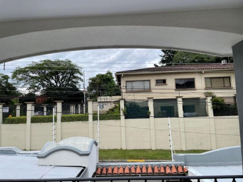 Foto Casa en Venta en Escazú, San José - U$D 395.000 - CAV52046 - BienesOnLine