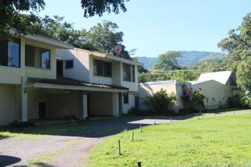 Foto Casa en Venta en Santa Ana, San José - U$D 795.000 - CAV52911 - BienesOnLine