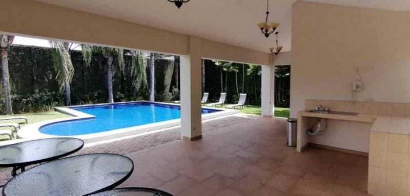 Foto Casa en Venta en Santa Ana, San José - U$D 635.000 - CAV52907 - BienesOnLine