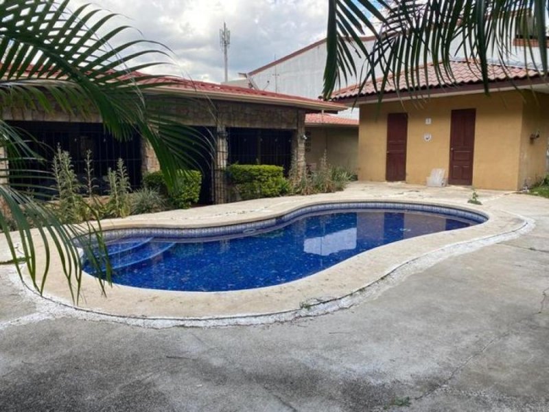 Foto Casa en Venta en Santa Ana, San José - U$D 450.000 - CAV52313 - BienesOnLine