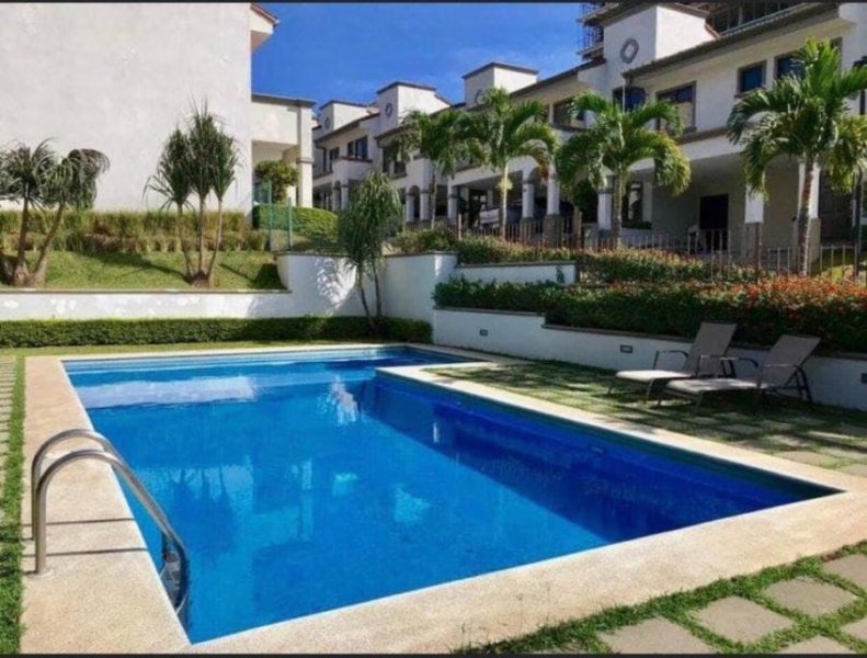 Foto Casa en Venta en Ulloa, Heredia - U$D 190.000 - CAV104244 - BienesOnLine