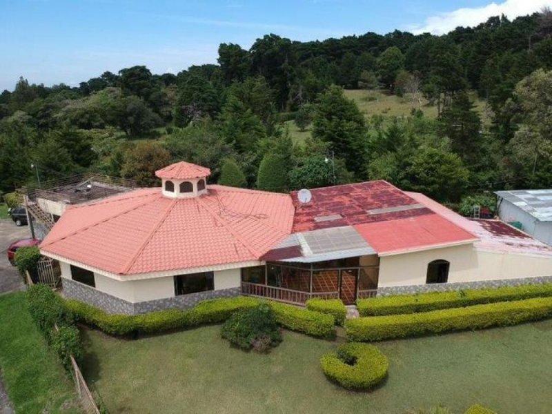 Foto Casa en Venta en San Rafael, Heredia - U$D 350.000 - CAV54700 - BienesOnLine