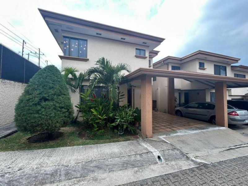 Foto Casa en Venta en Escazú, San José - U$D 200.000 - CAV104022 - BienesOnLine