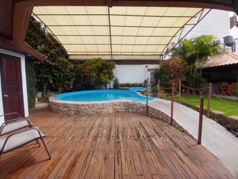 Foto Casa en Venta en Escazú, San José - U$D 560.000 - CAV103970 - BienesOnLine