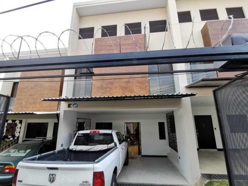 Foto Casa en Venta en Moravia, San José - U$D 175.000 - CAV61428 - BienesOnLine