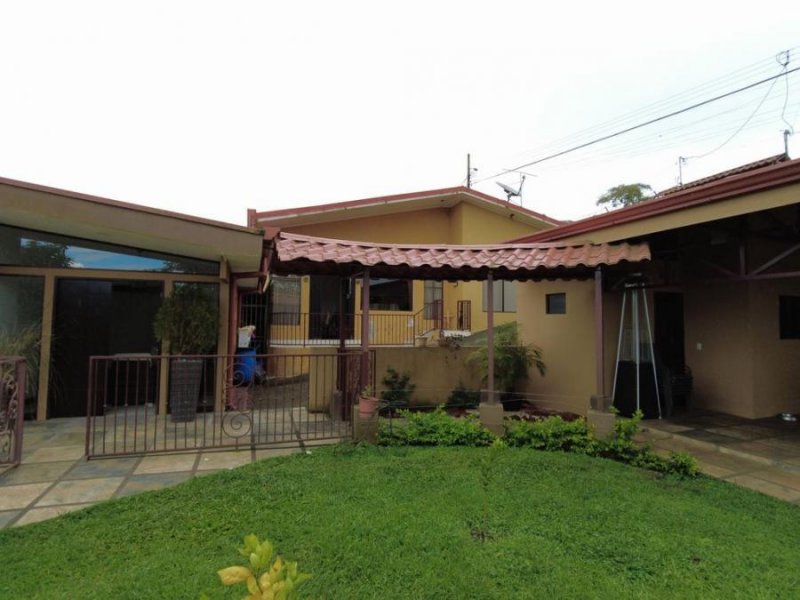 Casa en Venta en  Paraíso, Cartago