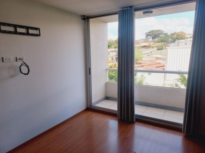 Apartamento en Venta en Ulloa Heredia, Heredia