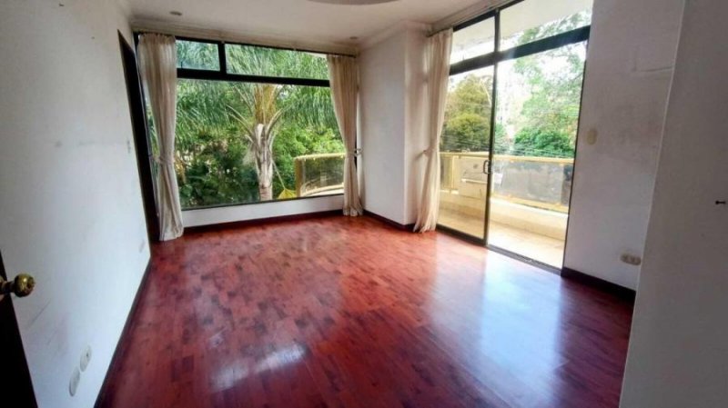 Foto Apartamento en Venta en Escazú, San José - U$D 180.000 - APV93701 - BienesOnLine