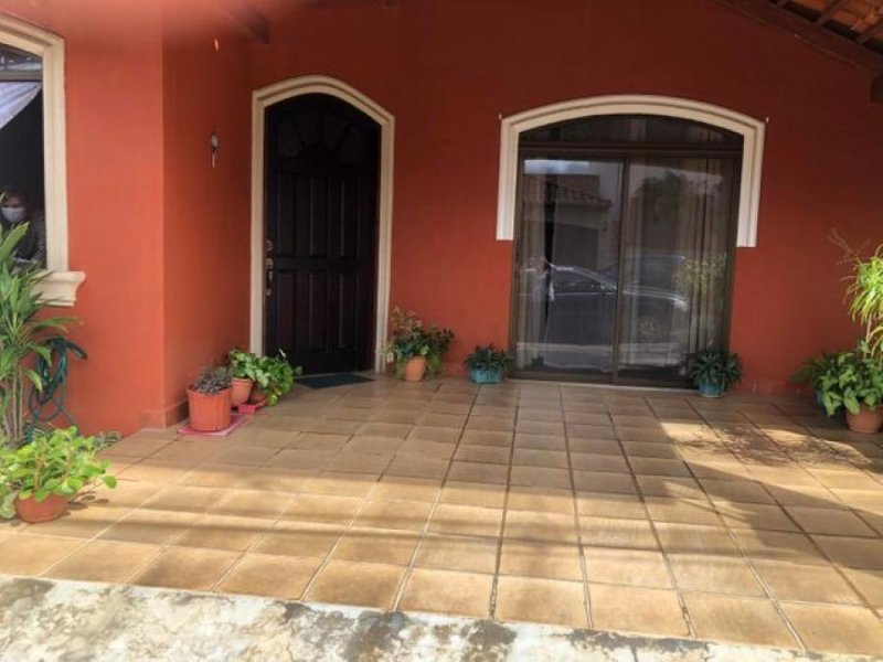 Foto Casa en Venta en Heredia, Heredia - U$D 145.000 - CAV40613 - BienesOnLine