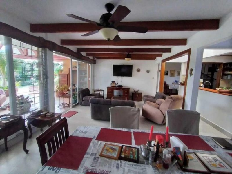 Foto Casa en Venta en los laureles, Escazú, San José - U$D 410.000 - CAV79166 - BienesOnLine