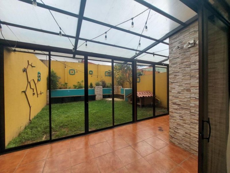 Casa en Venta en San Rafael Montes de Oca, San José