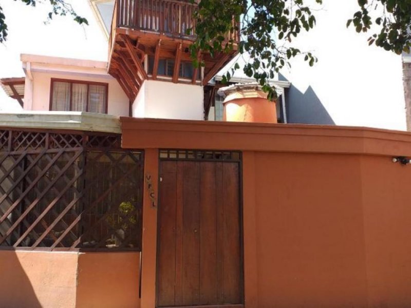 Foto Casa en Venta en Escazú, Escazú, San José - ¢ 91.000.000 - CAV42841 - BienesOnLine