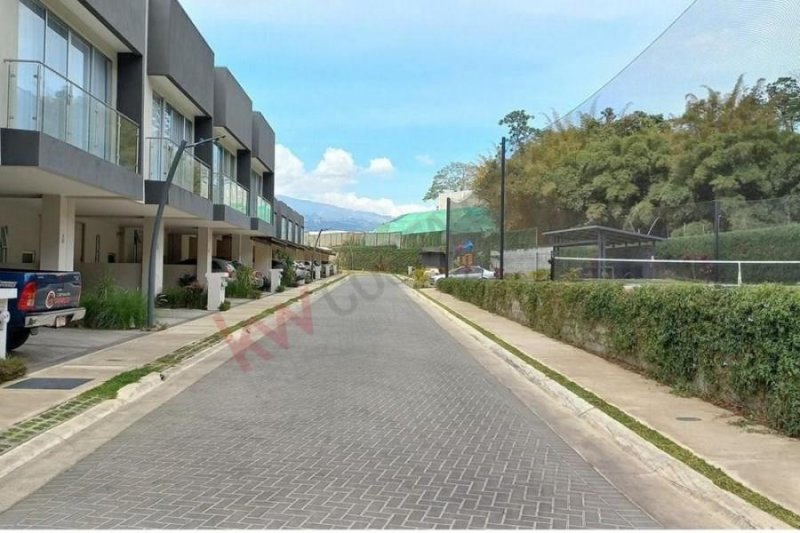 Foto Casa en Venta en La Unión, Cartago - U$D 238.000 - CAV102353 - BienesOnLine