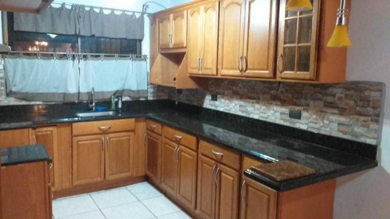 Foto Casa en Venta en Llorente, Tibás, San José - U$D 136.000 - CAV33213 - BienesOnLine