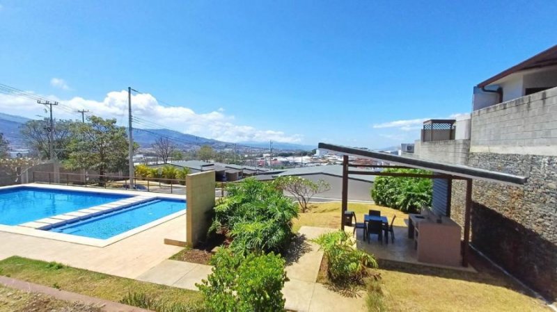 Casa en Venta en  Ulloa, Heredia