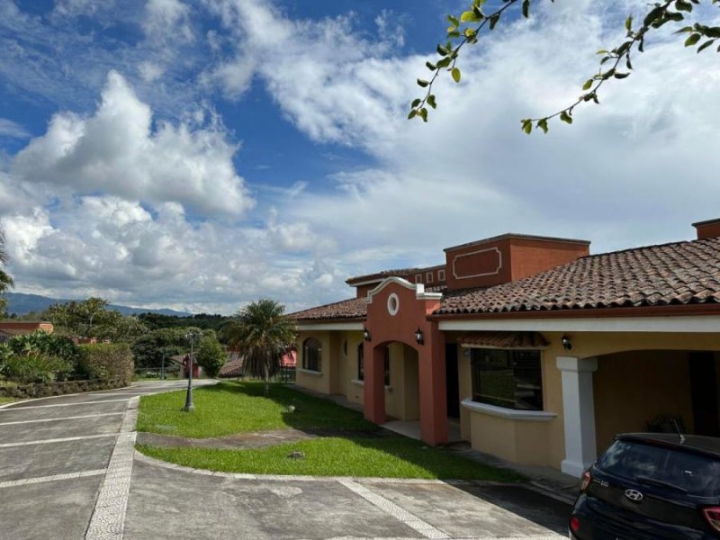 Foto Casa en Venta en San Isidro, Heredia - U$D 345.000 - CAV112931 - BienesOnLine