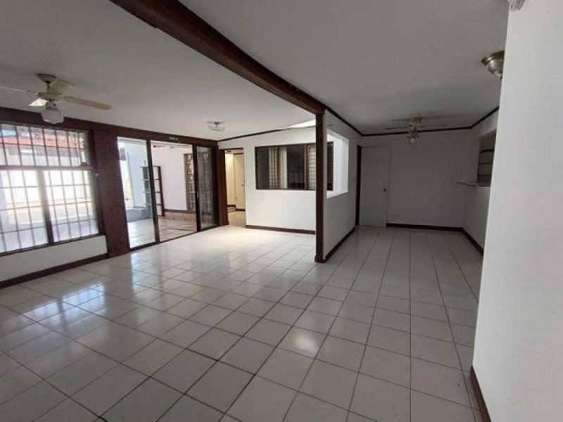 Foto Casa en Venta en Centro, Alajuela, Alajuela - U$D 330.000 - CAV76673 - BienesOnLine