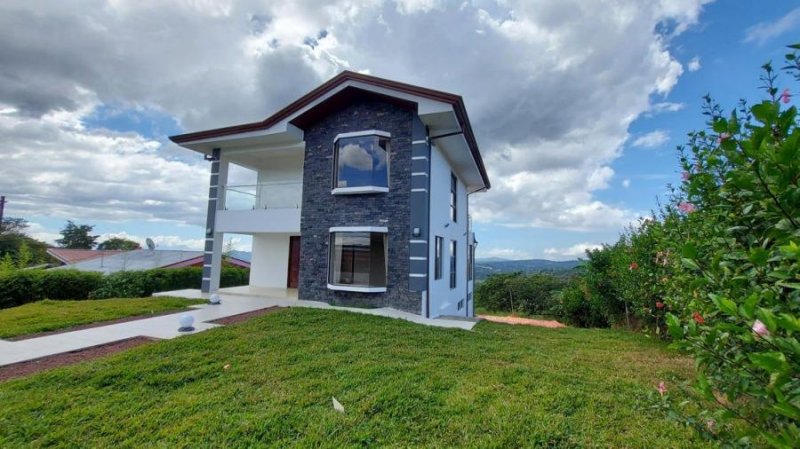 Casa en Venta en  Naranjo, Alajuela