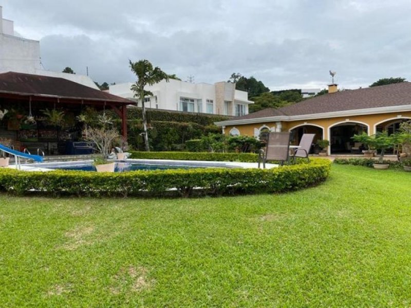 Foto Casa en Venta en Altos de la Paloma, Escazú, San José - U$D 875.000 - CAV45555 - BienesOnLine