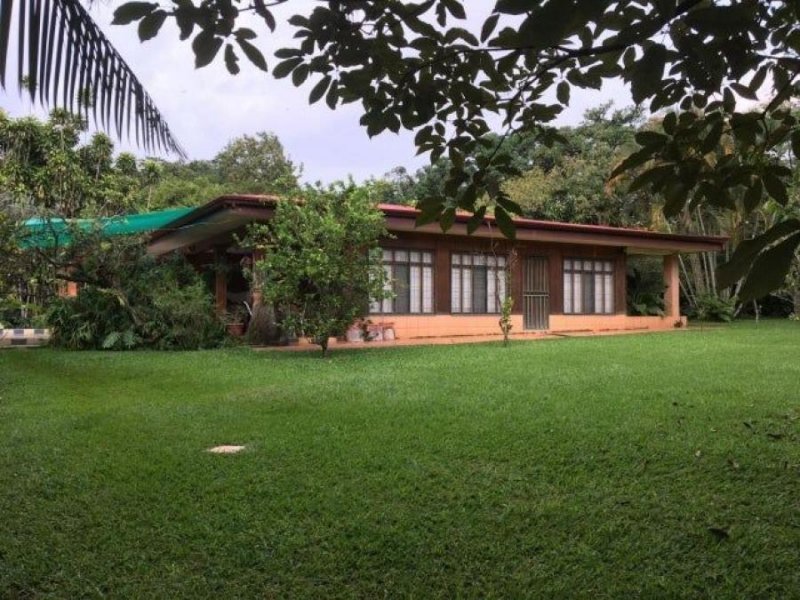 Foto Casa en Venta en Poás, Alajuela - U$D 1.300.000 - CAV77092 - BienesOnLine