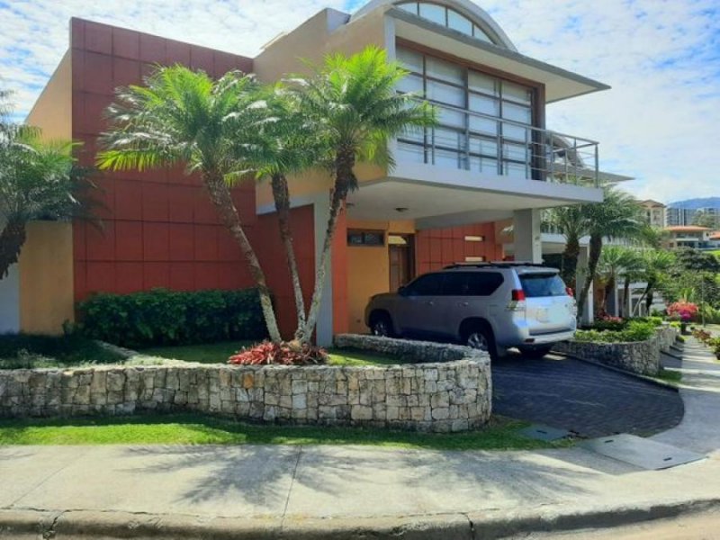 Foto Casa en Venta en Escazú, San José - U$D 235.000 - CAV38783 - BienesOnLine