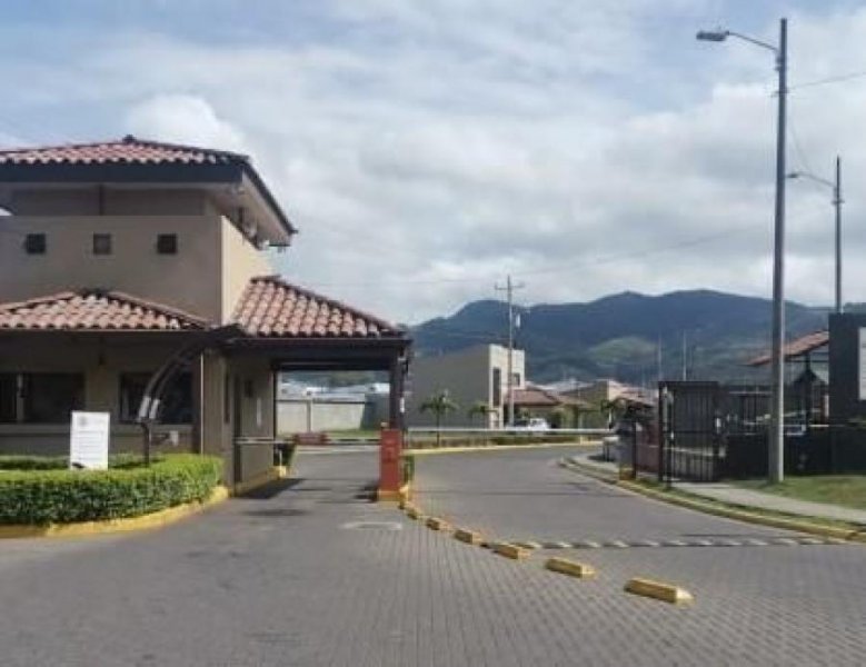 Foto Casa en Venta en La Rueda, Quebradilla, Cartago - U$D 93.000 - CAV33749 - BienesOnLine