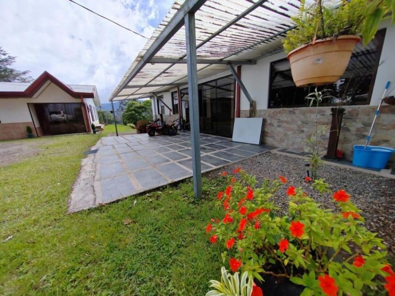 Foto Casa en Venta en El Guarco, Cartago - U$D 160.000 - CAV89146 - BienesOnLine