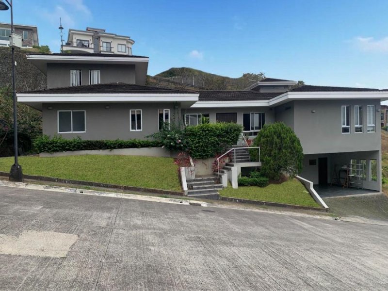 Casa en Venta en Ciudad Colón Colón, San José