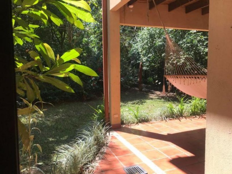 Foto Casa en Venta en Mora, San José - U$D 350.000 - CAV39182 - BienesOnLine