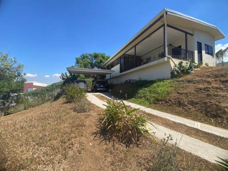 Foto Casa en Venta en Mora, San José - U$D 340.000 - CAV106682 - BienesOnLine