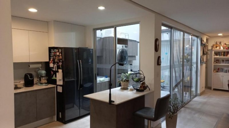 Foto Casa en Venta en Lomas de Ayarco, Curridabat, San José - U$D 238.000 - CAV99232 - BienesOnLine