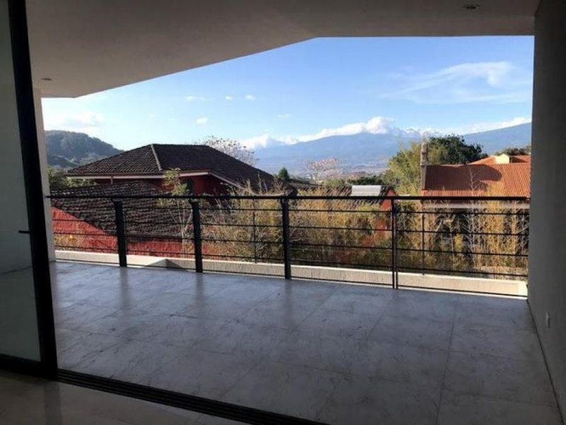 Foto Casa en Venta en Escazú, Escazú, San José - ¢ 167.000.000 - CAV42844 - BienesOnLine