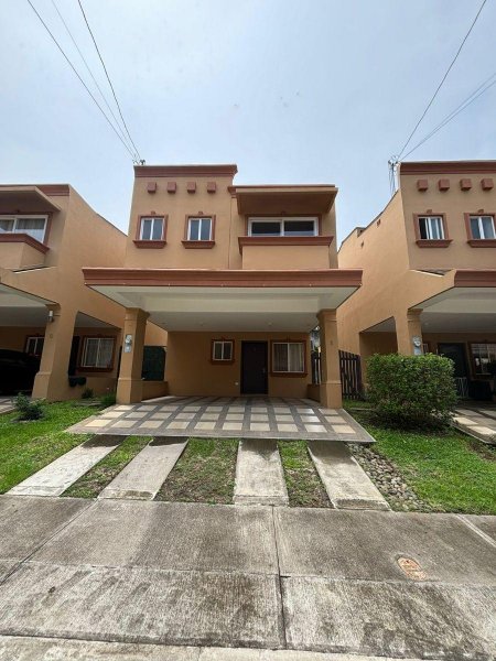 Foto Casa en Venta en Las Vueltas, Guácima, Alajuela - U$D 159.000 - CAV109783 - BienesOnLine