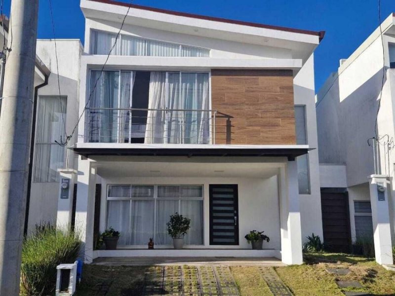 Foto Casa en Venta en San Rafael, Heredia - U$D 210.000 - CAV112259 - BienesOnLine