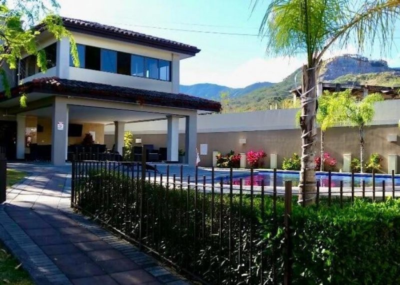 Foto Casa en Venta en Santa Ana, San José - U$D 225.000 - CAV89169 - BienesOnLine