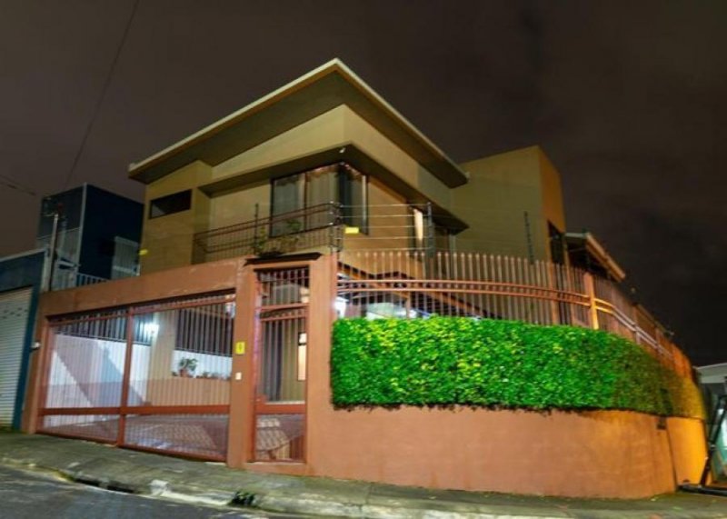 Foto Casa en Venta en Curridabat, San José - U$D 320.000 - CAV42824 - BienesOnLine