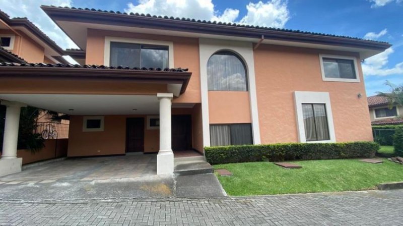 Foto Casa en Venta en Escazú, Escazú, San José - ¢ 155.000.000 - CAV47968 - BienesOnLine