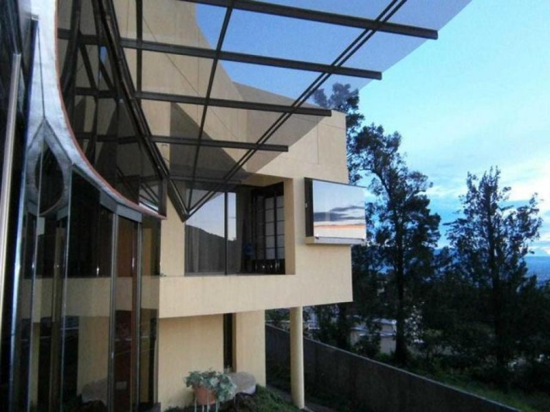 Foto Casa en Venta en Escazú centro, Escazú, San José - U$D 640.000 - CAV41540 - BienesOnLine