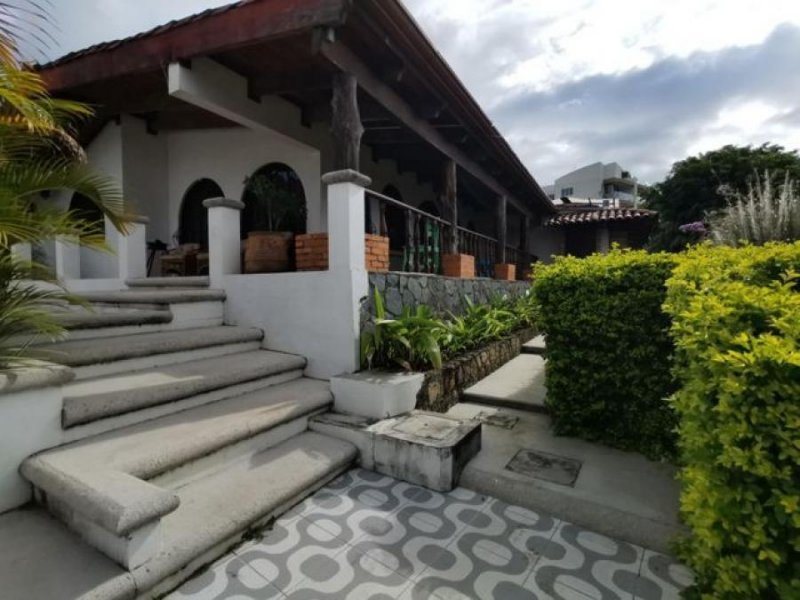 Foto Casa en Venta en Escazú centro, Escazú, San José - U$D 1.900.000 - CAV44570 - BienesOnLine