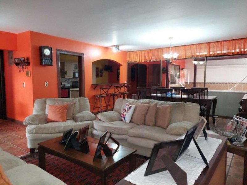 Foto Casa en Venta en Escazú, San José - U$D 195.000 - CAV72712 - BienesOnLine