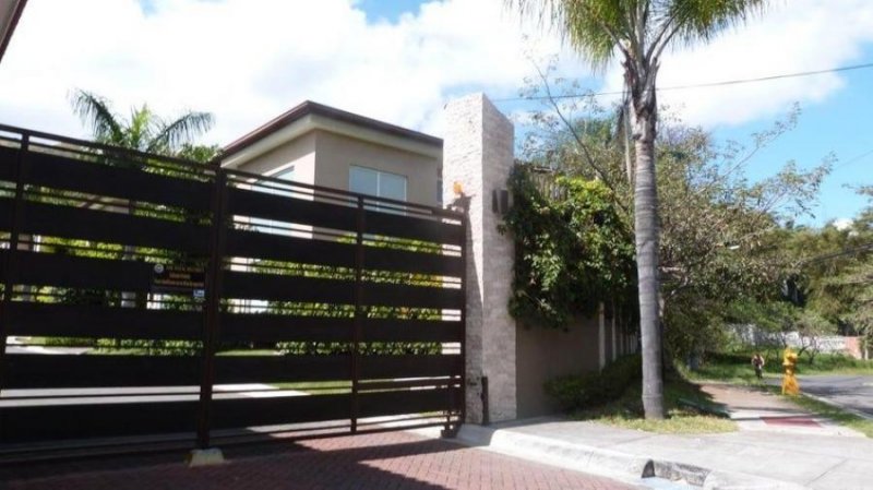 Foto Casa en Venta en Centro, Escazú, San José - U$D 850.000 - CAV75506 - BienesOnLine