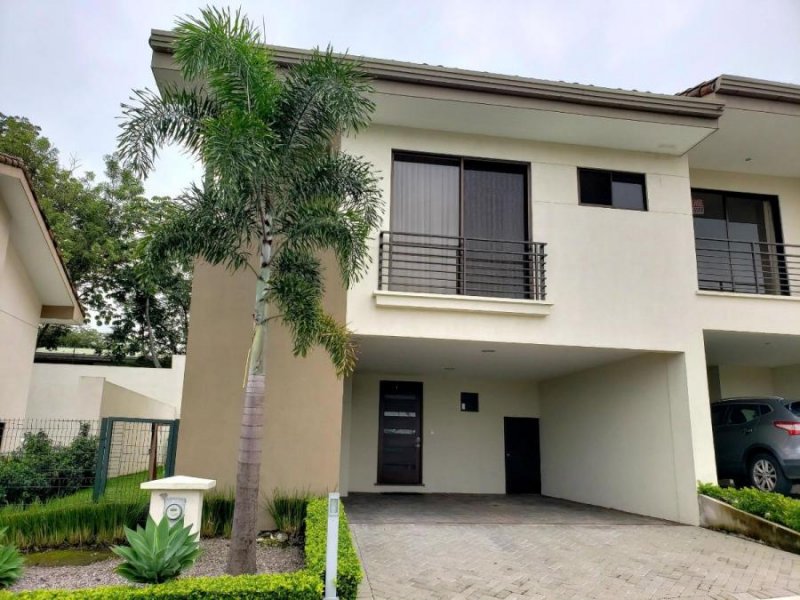 Foto Casa en Venta en Escazú centro, Escazú, San José - U$D 305.000 - CAV33000 - BienesOnLine