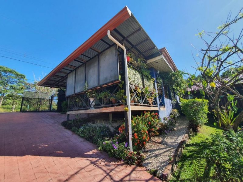 Casa en Venta en  Esparza, Puntarenas